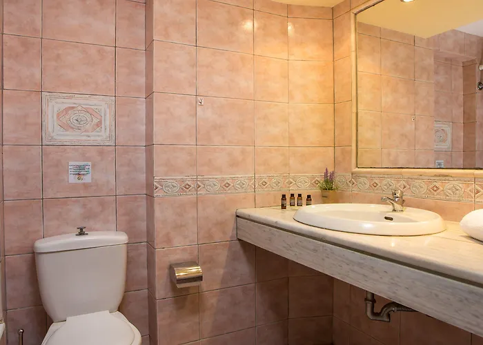 Royal 2* Rhodes City