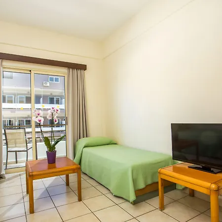 Hotel Royal 2*